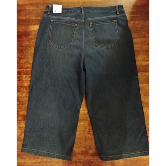 🔥 NWT Lane Bryant stretchy mid-rise wide leg Crop denim jean Capri - Picture 7 of 7